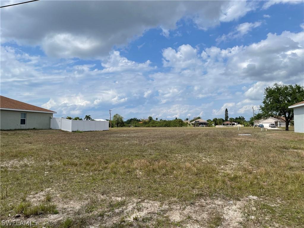2623 NW 13th St., Cape Coral, FL 33993
