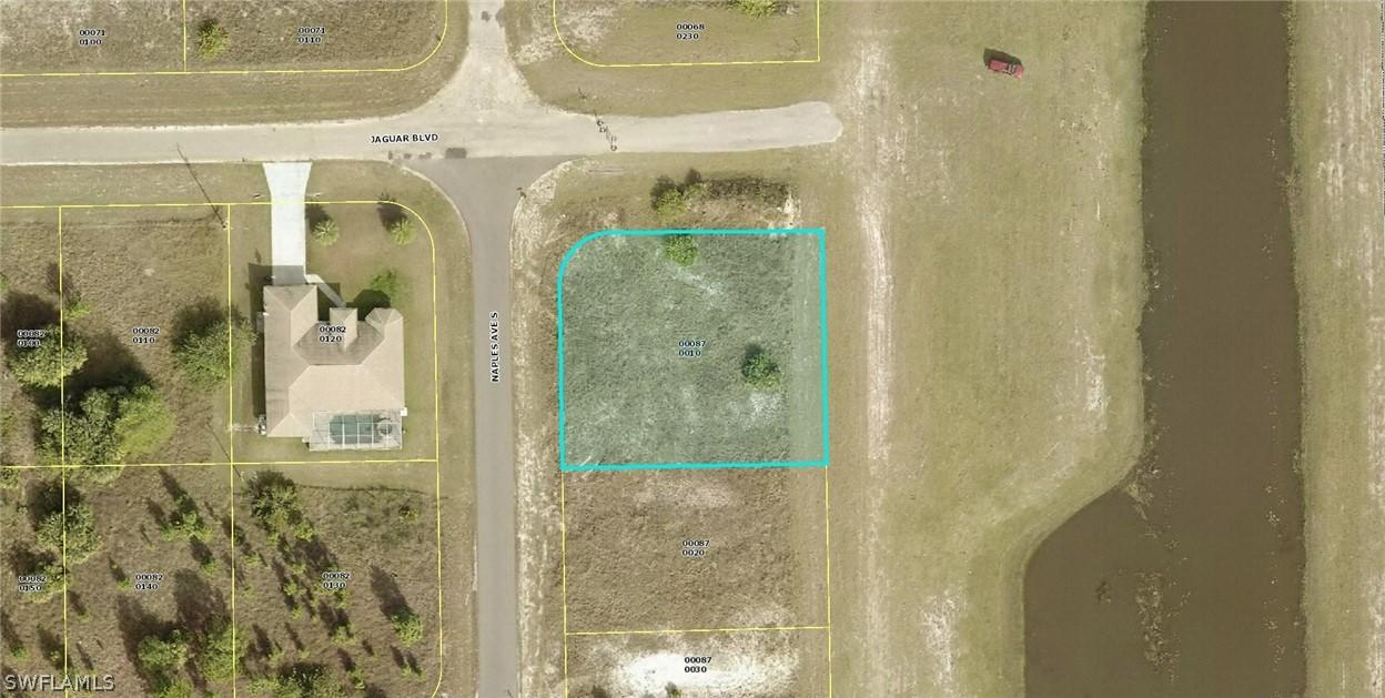 801 Naples Ave., Lehigh Acres, FL 33974