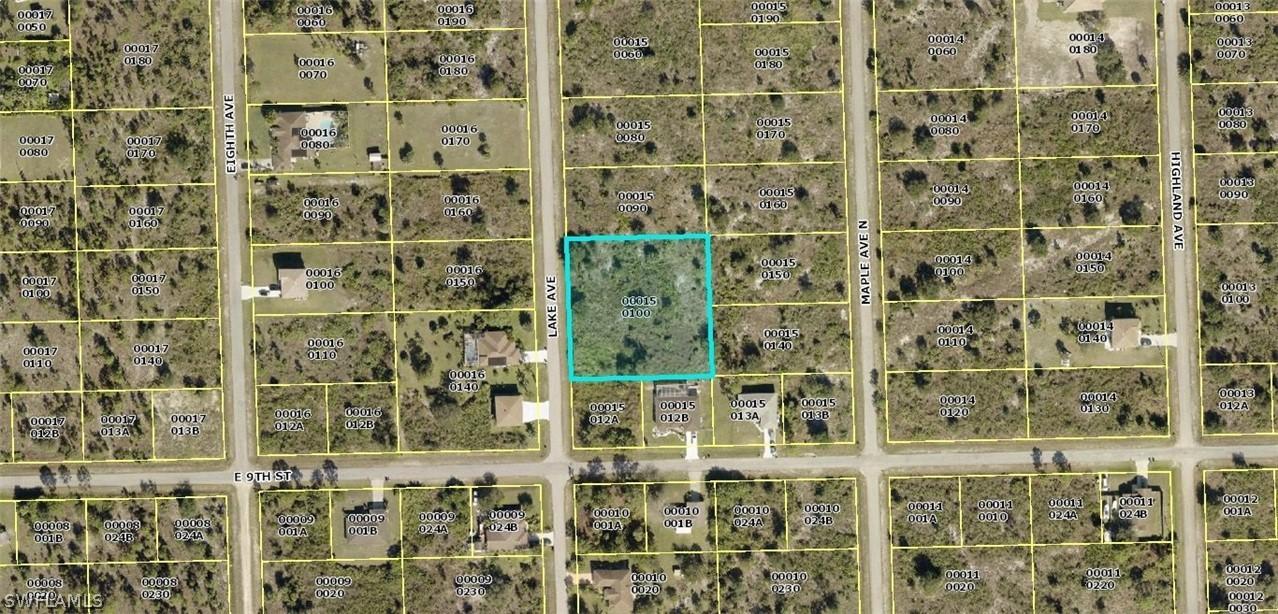 904 Lake Ave., Lehigh Acres, FL 33972