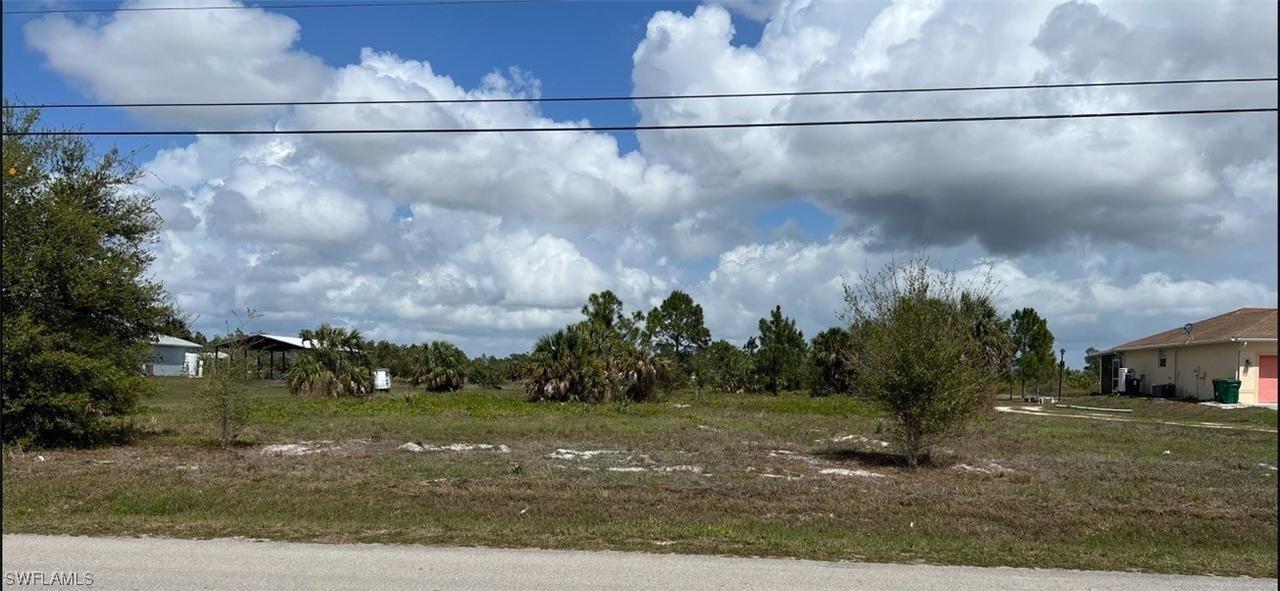 35th Ave., Naples, FL 34120