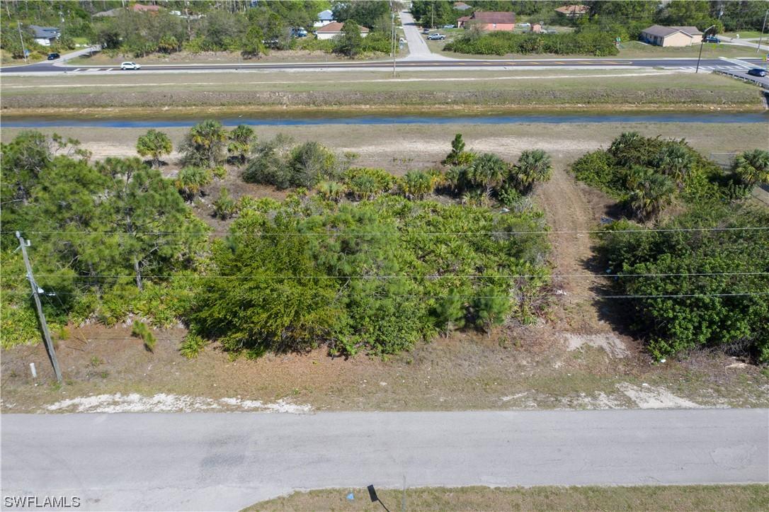 2504 Rita Ave., Lehigh Acres, FL 33971