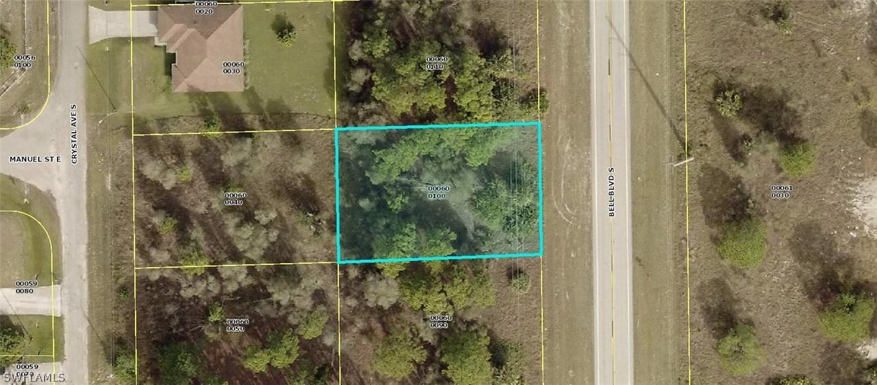 826 Bell Blvd., Lehigh Acres, FL 33974