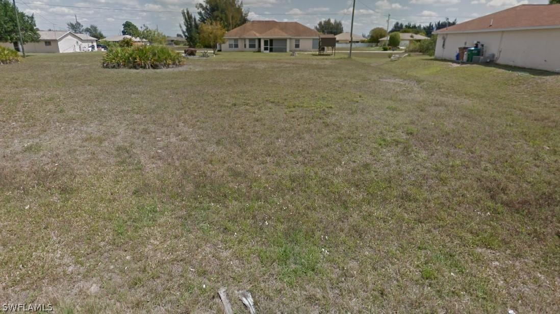 1821 NW 3rd Ave., Cape Coral, FL 33993