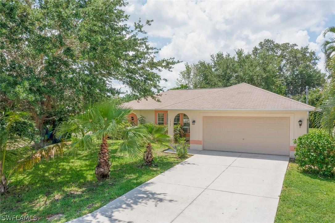 1322 SE 33rd Ter., Cape Coral, FL 33904