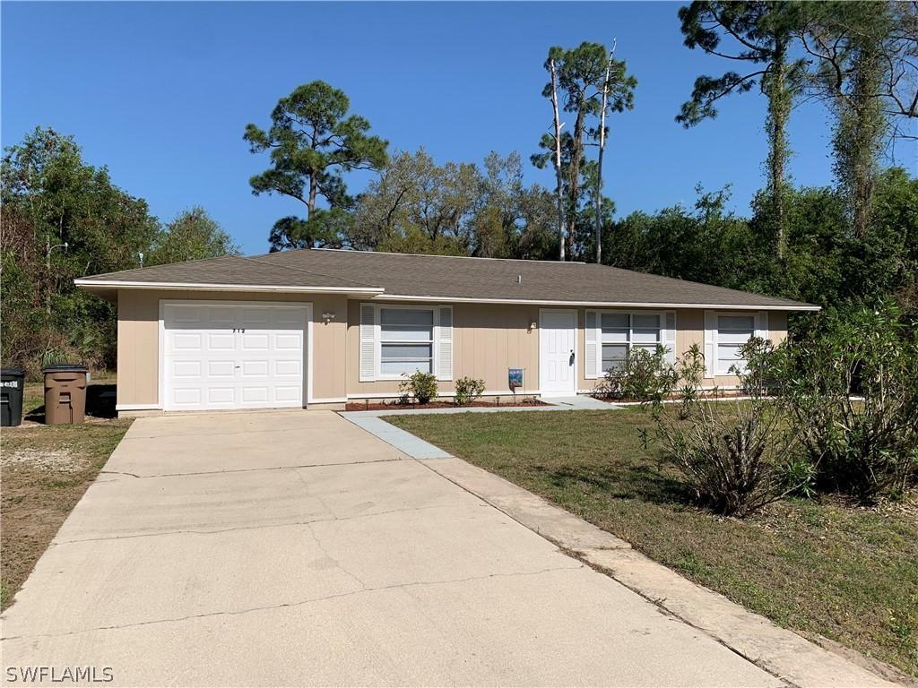 712 Richmond Ave., Lehigh Acres, FL 33972