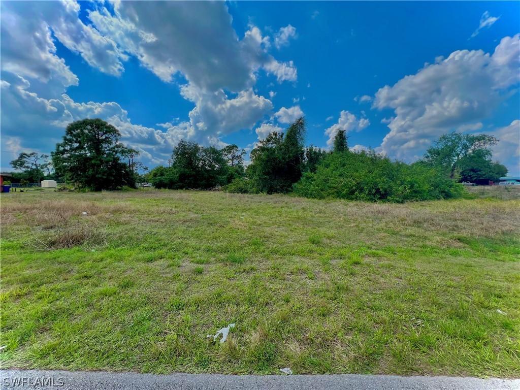 27 Clayton Ave., Lehigh Acres, FL 33972