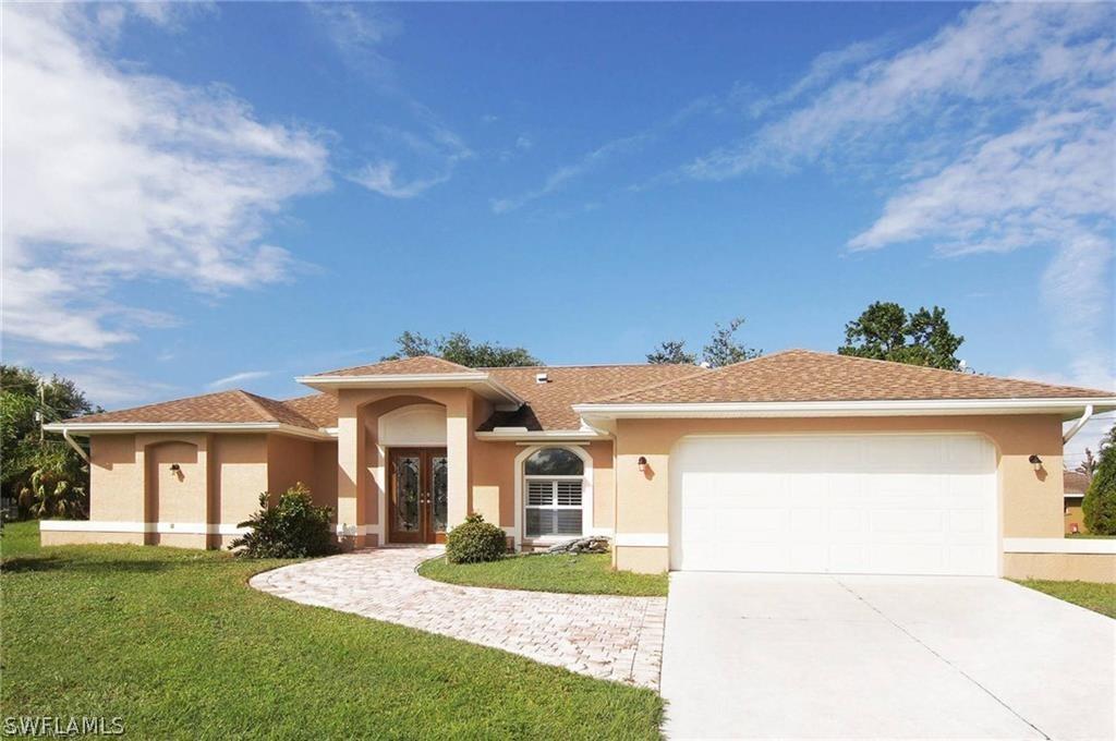 626 SE 10th Pl., Cape Coral, FL 33990