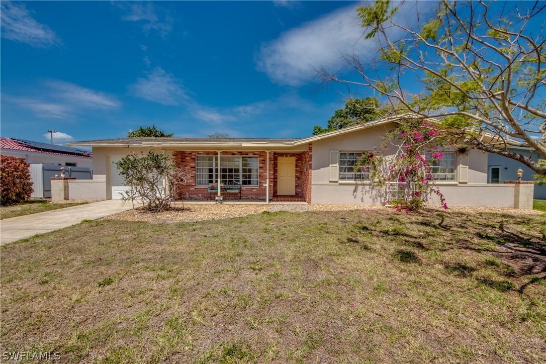 1609 NE 6th Ter., Cape Coral, FL 33909