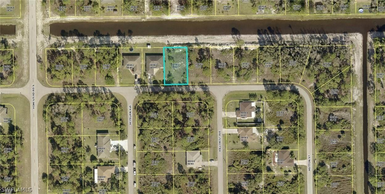 613 Hutton St., Lehigh Acres, FL 33974