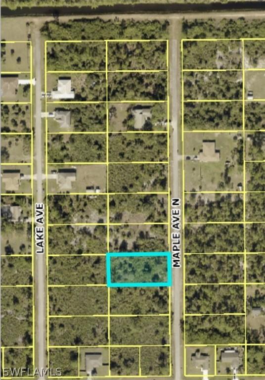707 Maple Ave., Lehigh Acres, FL 33972