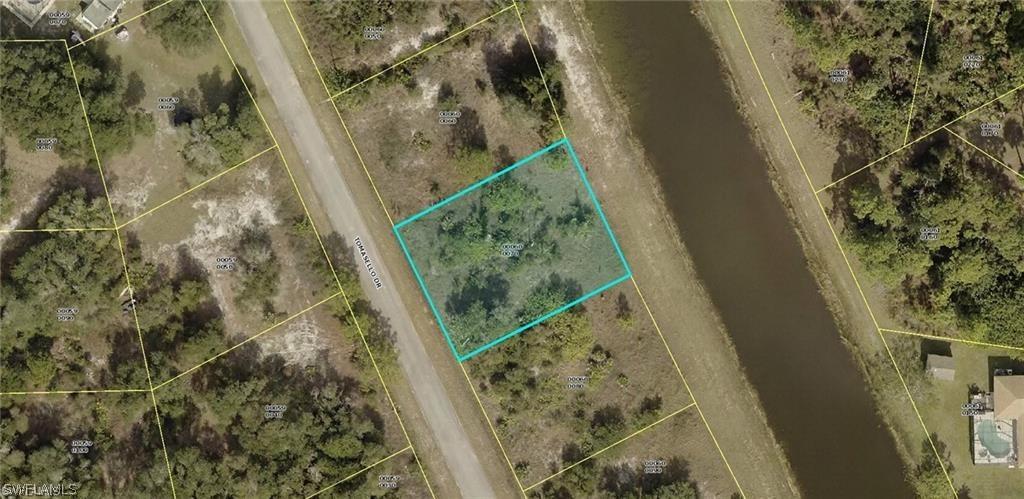 615 Tomasello Dr., Lehigh Acres, FL 33974