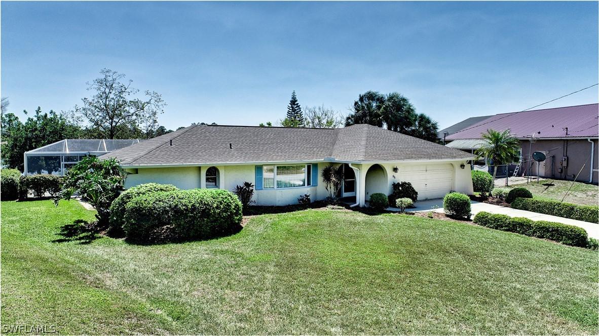 855 Geneva St., Lehigh Acres, FL 33974