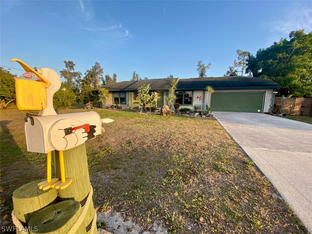 8428 Cypress Dr., Fort Myers, FL 33967