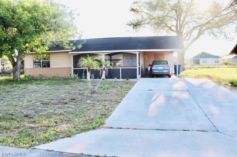 10727 Guavatree Ct., Lehigh Acres, FL 33936