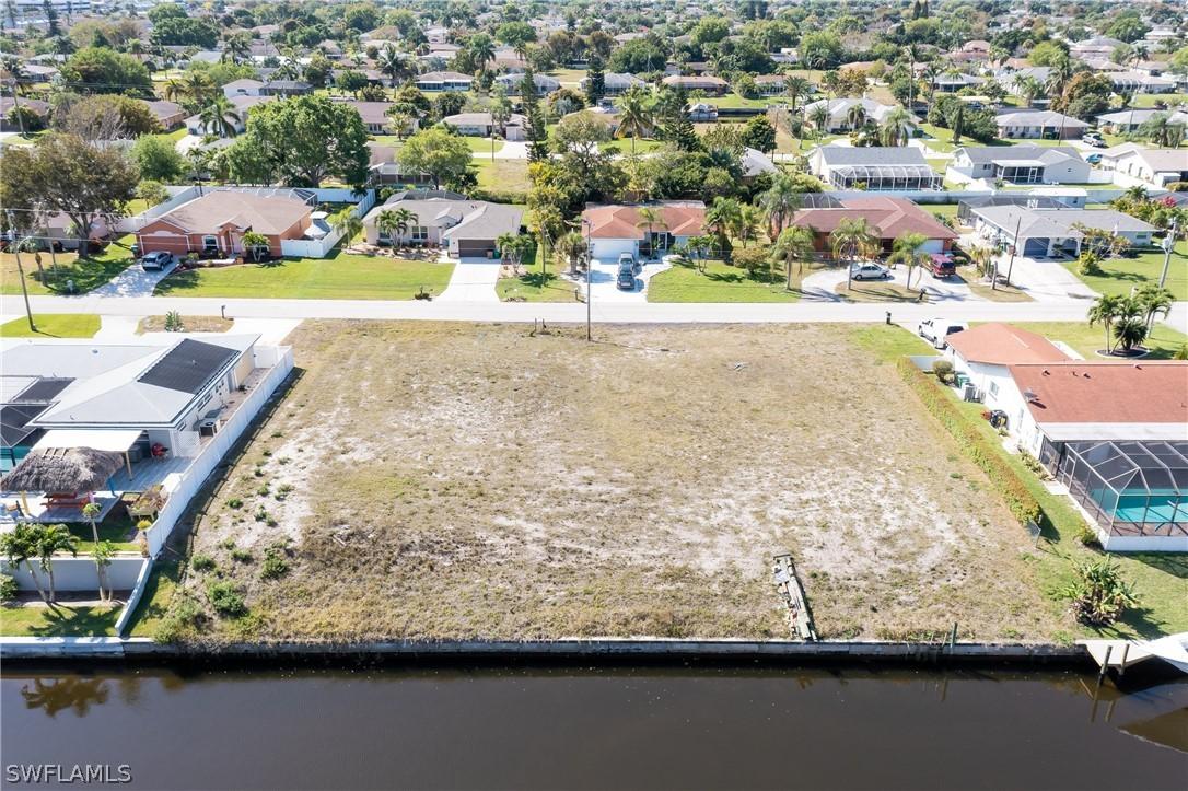 1417 SE 31st Ter., Cape Coral, FL 33904