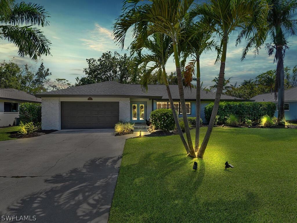 8491 Yorkshire Ln., Fort Myers, FL 33919