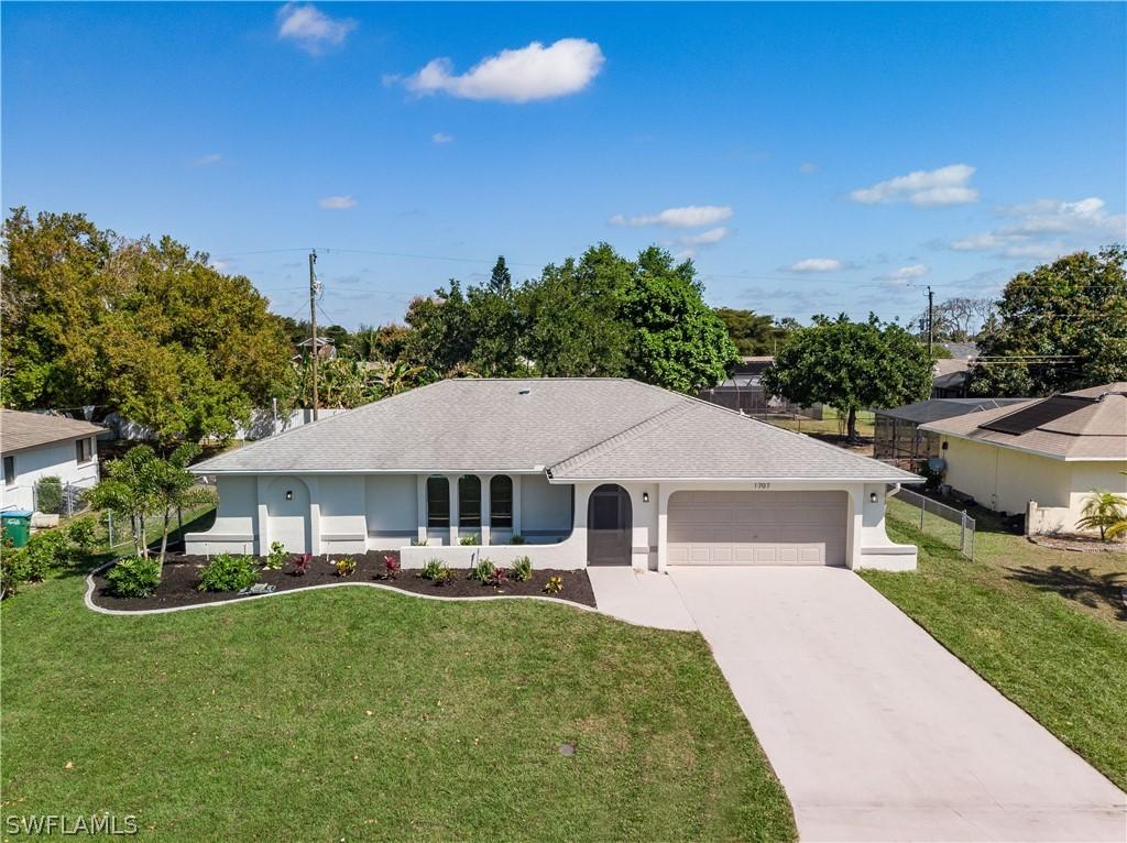 1707 SE 6th Ln., Cape Coral, FL 33990