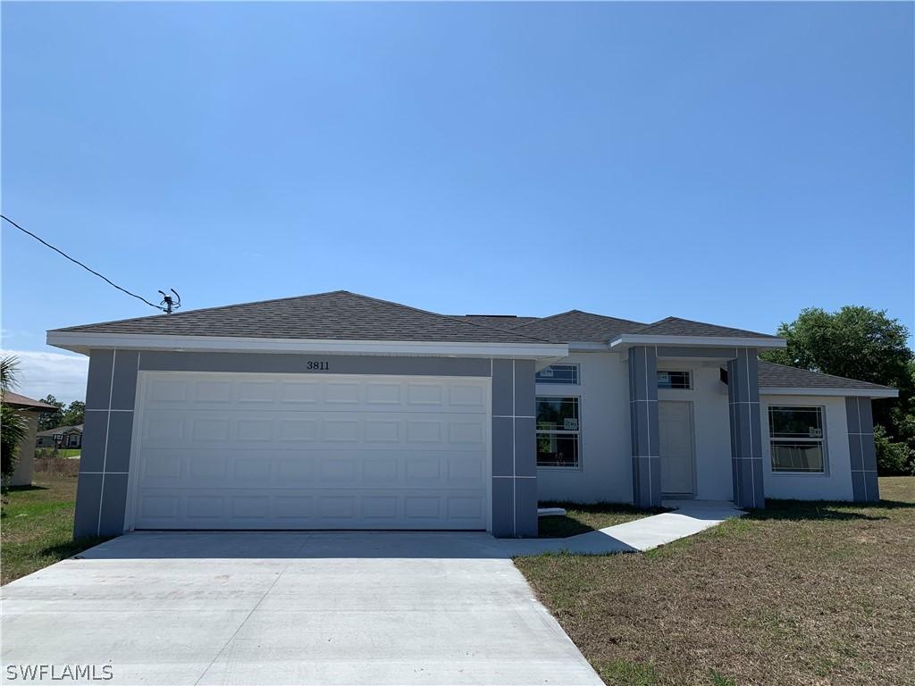 3811 33rd St., Lehigh Acres, FL 33976