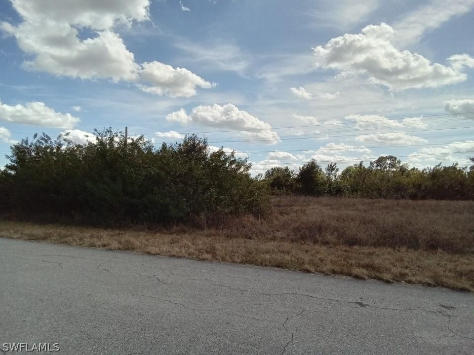 5001 Brookfield St., Lehigh Acres, FL 33971