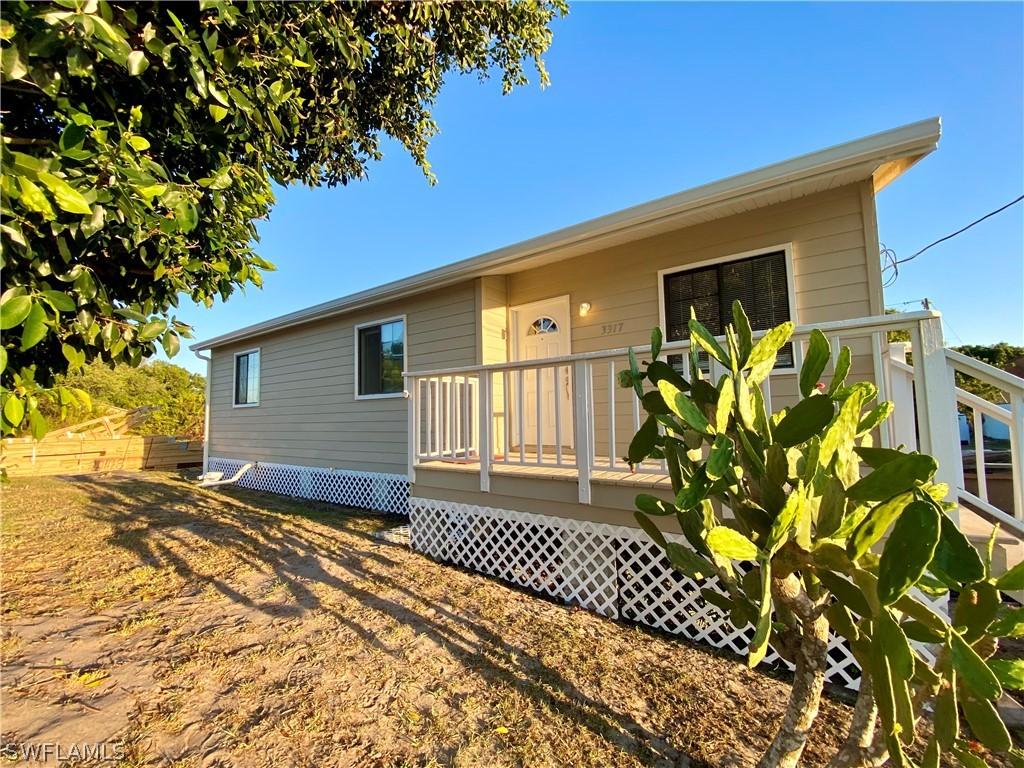 3317 6th St., Lehigh Acres, FL 33976
