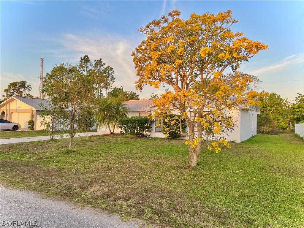 229 Oregon Way, Lehigh Acres, FL 33936