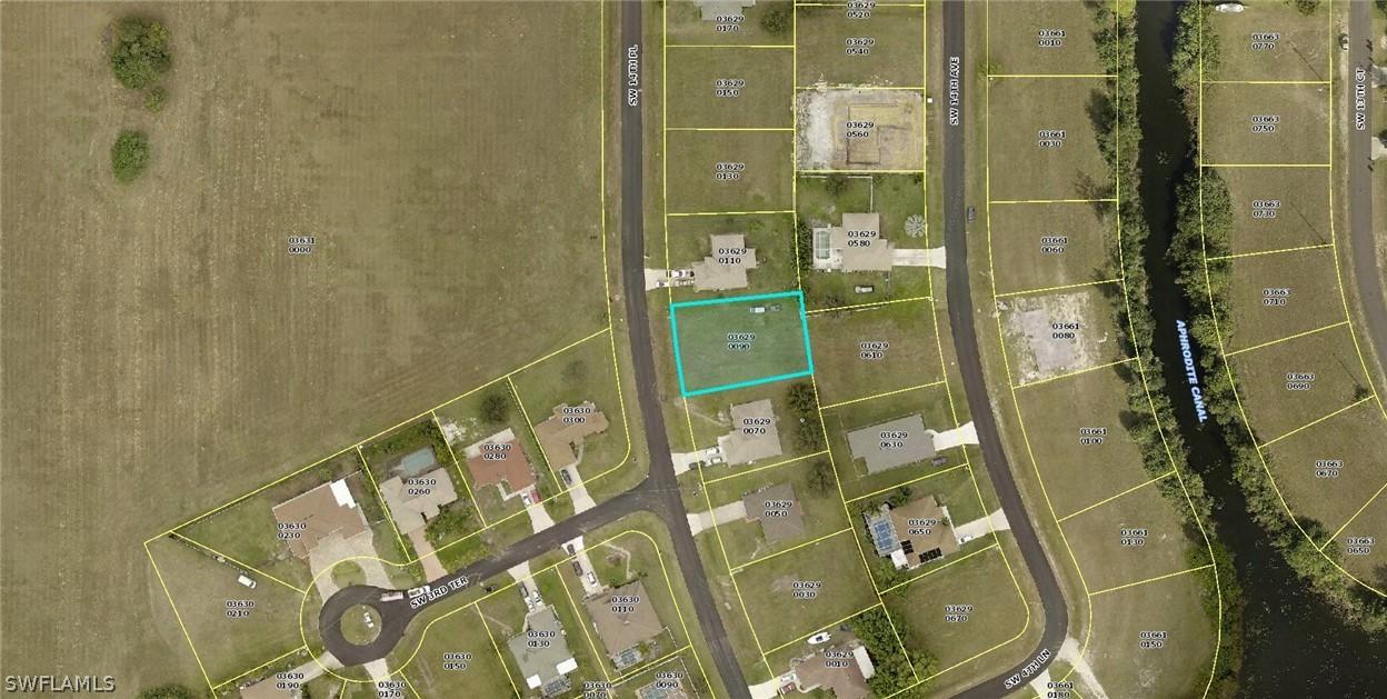 317 SW 14th Pl., Cape Coral, FL 33991