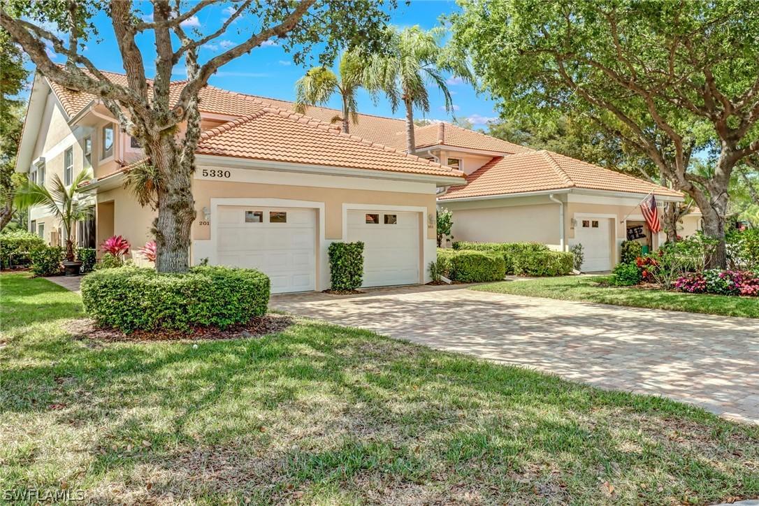 5330 Andover Dr. #201, Naples, FL 34110