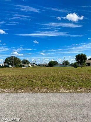2633 NW 4th Ave., Cape Coral, FL 33993