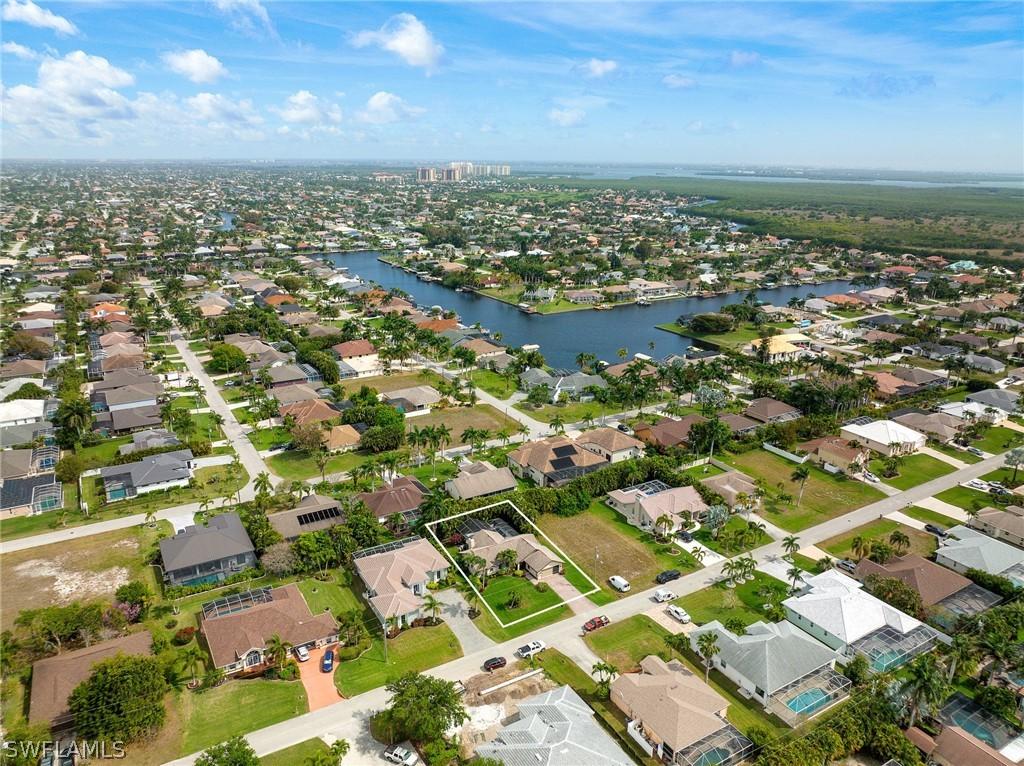 5219 SW 27th Pl., Cape Coral, FL 33914