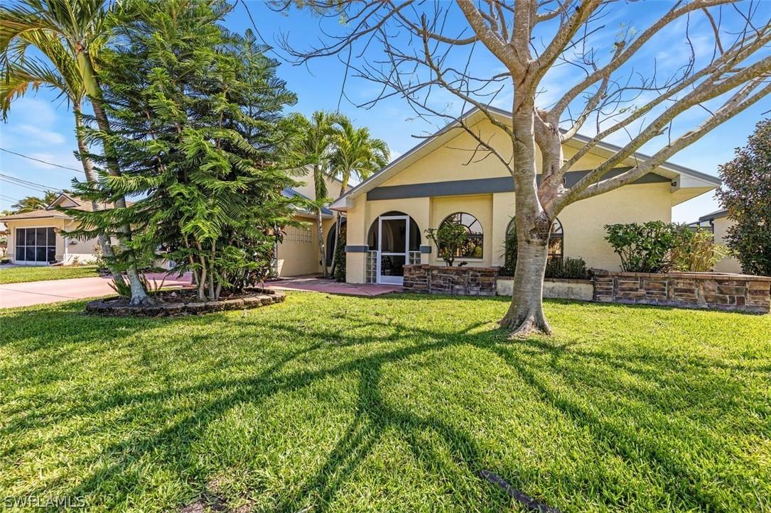 3615 SE 1st Ave., Cape Coral, FL 33904