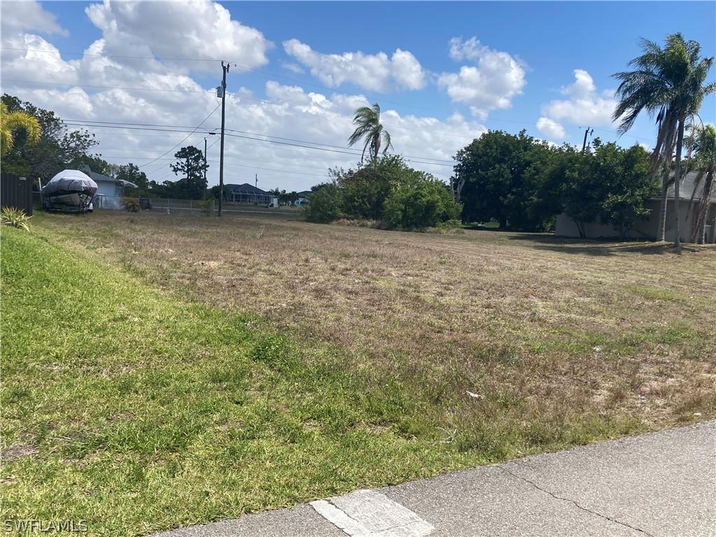 1909 NE 18th Ave., Cape Coral, FL 33909