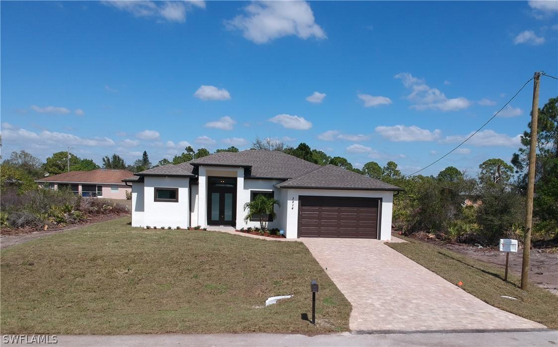 823 Sentinela Blvd., Lehigh Acres, FL 33974