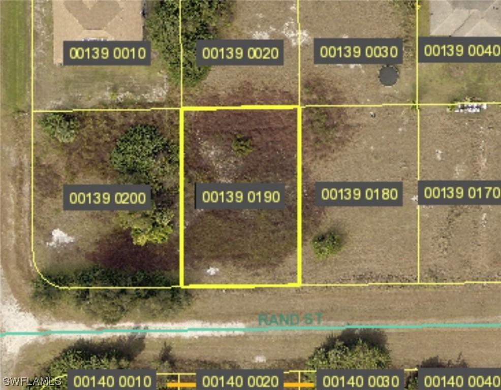 463 Rand St., Lehigh Acres, FL 33974