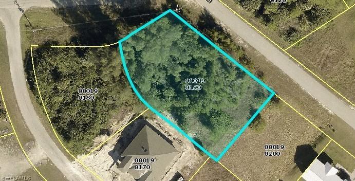 3935 22nd St., Lehigh Acres, FL 33971