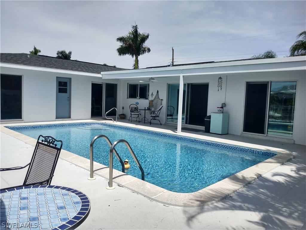 4126 SE 1st Pl., Cape Coral, FL 33904
