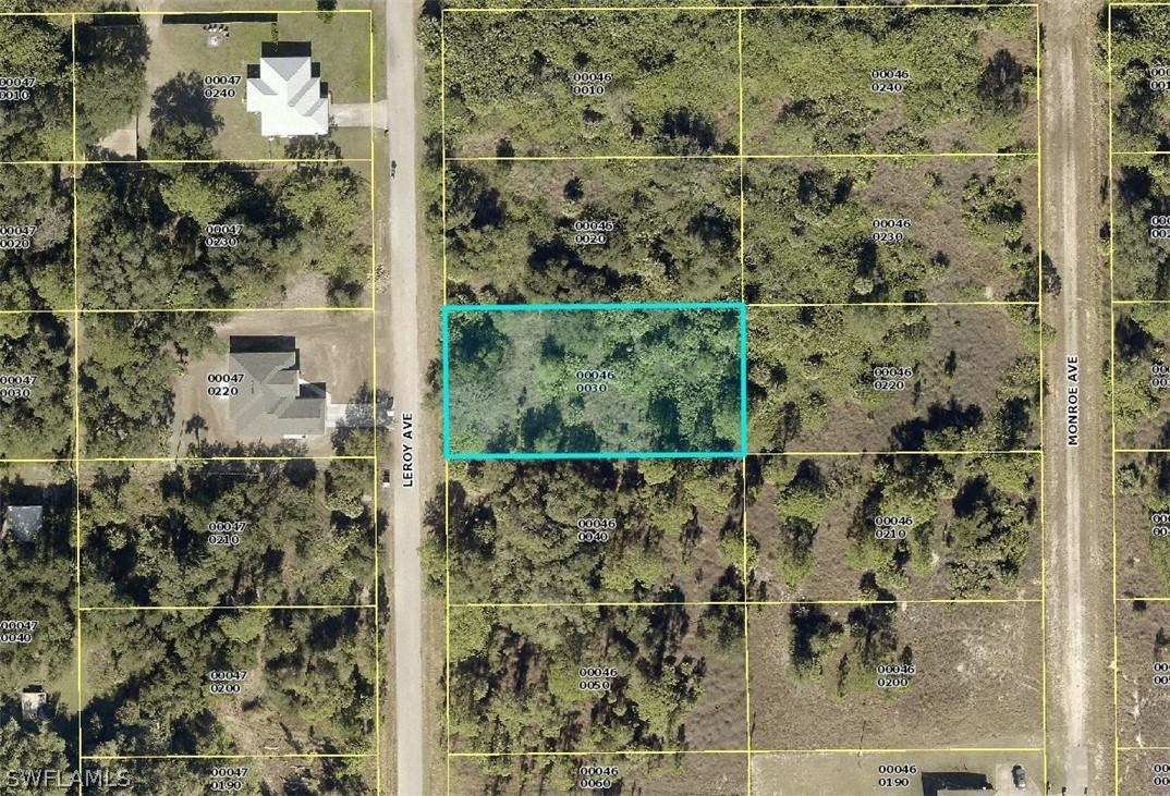 1918 Leroy Ave., Lehigh Acres, FL 33972