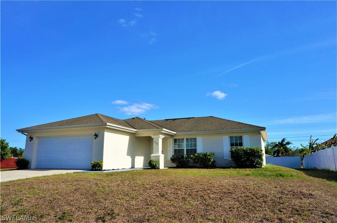 1212 NE 10th Ln., Cape Coral, FL 33909