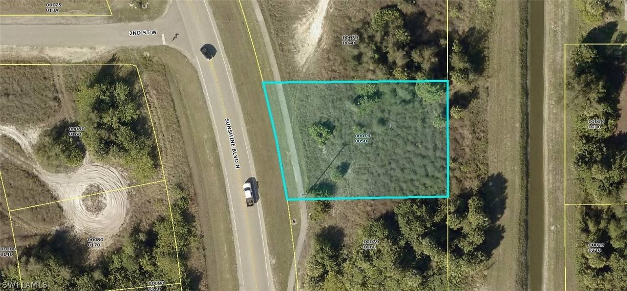 102 Sunshine Blvd., Lehigh Acres, FL 33971