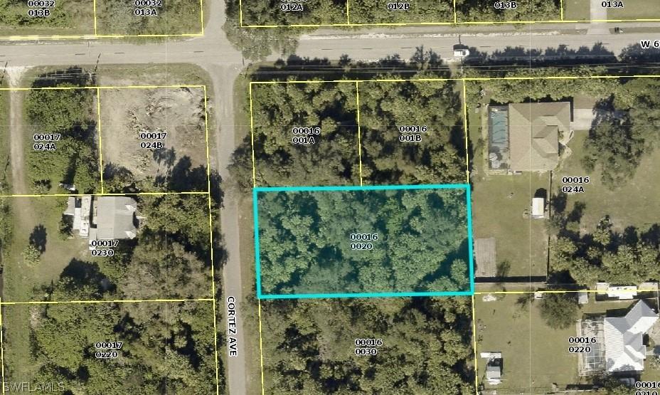 520 Cortez Ave., Lehigh Acres, FL 33972