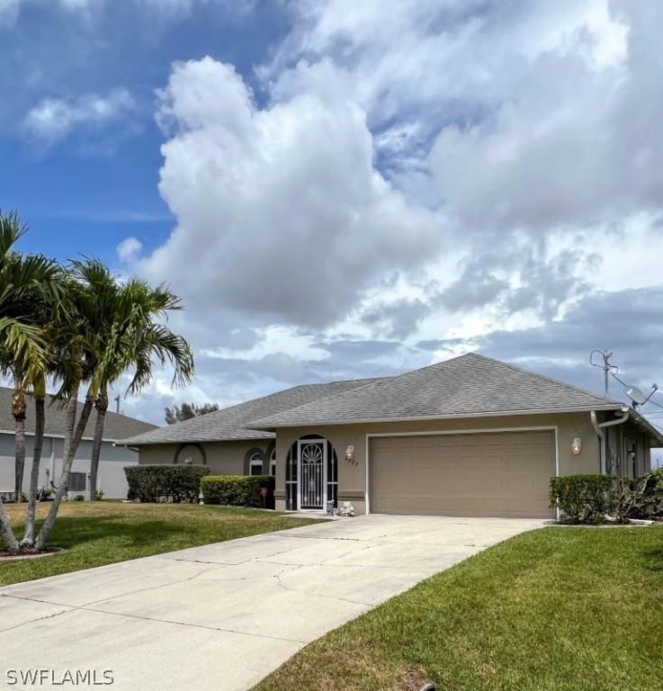 3307 SW 27th Pl., Cape Coral, FL 33914