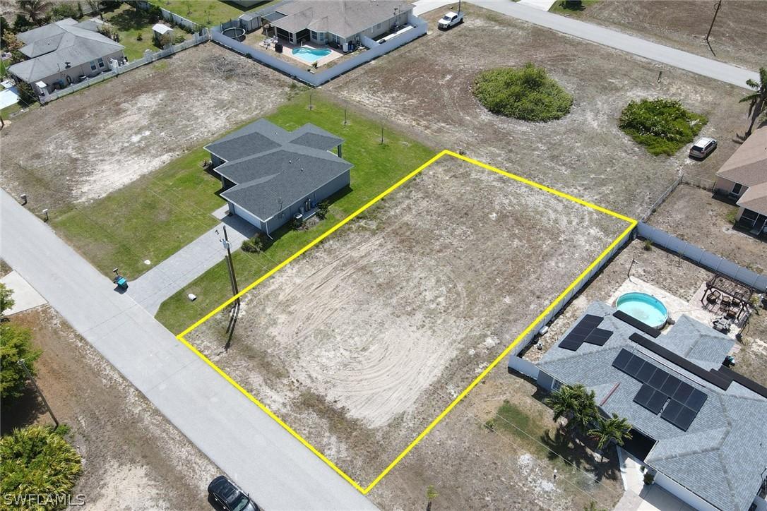 2220 NW 1st Pl., Cape Coral, FL 33993