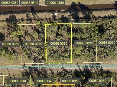 1253 Edgewood St., Lehigh Acres, FL 33974