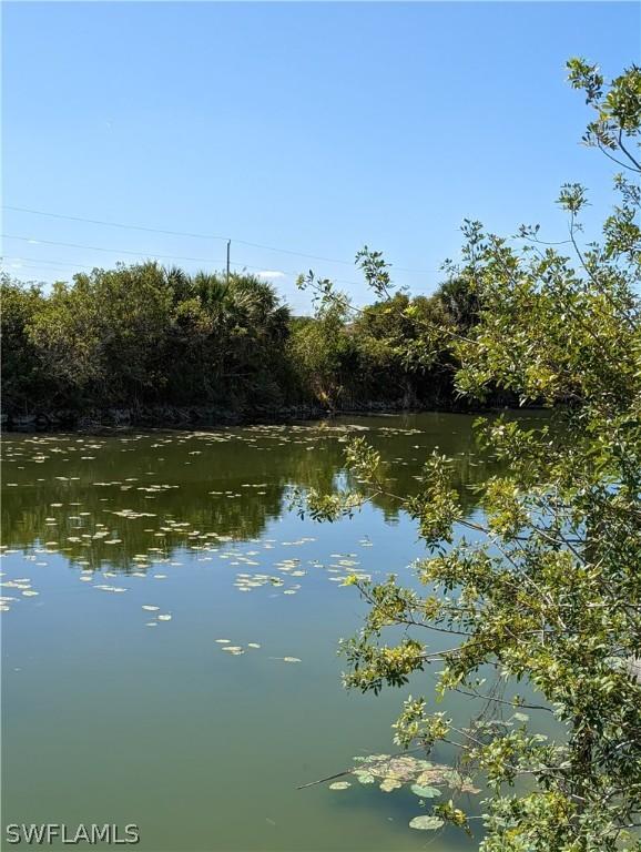 2707 NE 1st Ave., Cape Coral, FL 33909