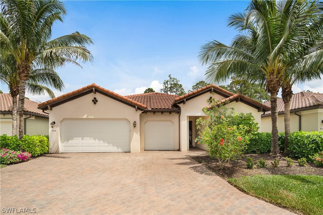 4444 Tamarind Way, Naples, FL 34119
