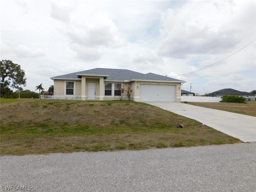 1705 NW 14th Pl., Cape Coral, FL 33993