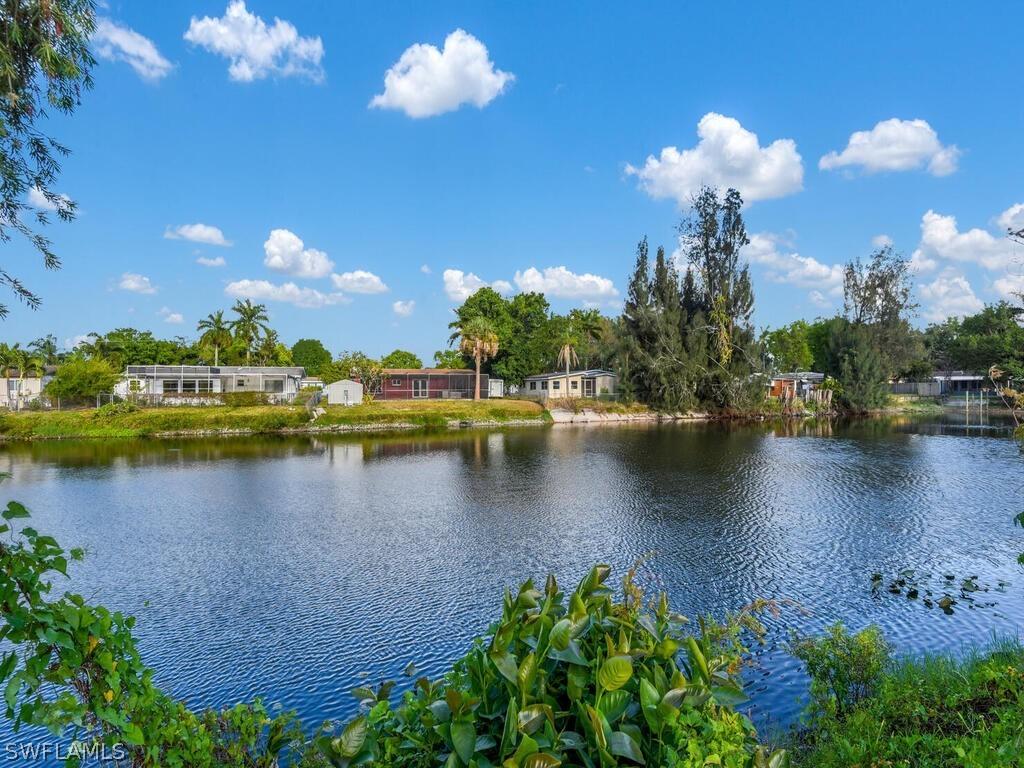 4261 Lagg Ave., Fort Myers, FL 33901