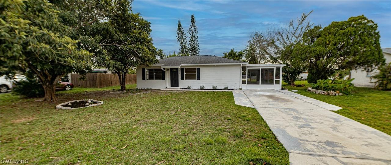 209 Purdue St., Lehigh Acres, FL 33936