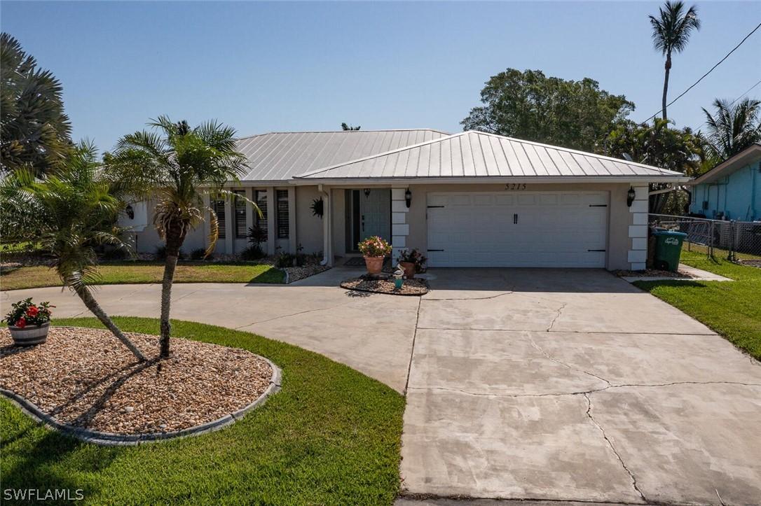 5215 Pelican Blvd., Cape Coral, FL 33914