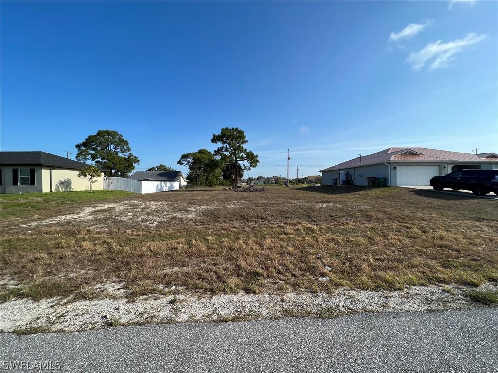 1423 NW 19th St., Cape Coral, FL 33993