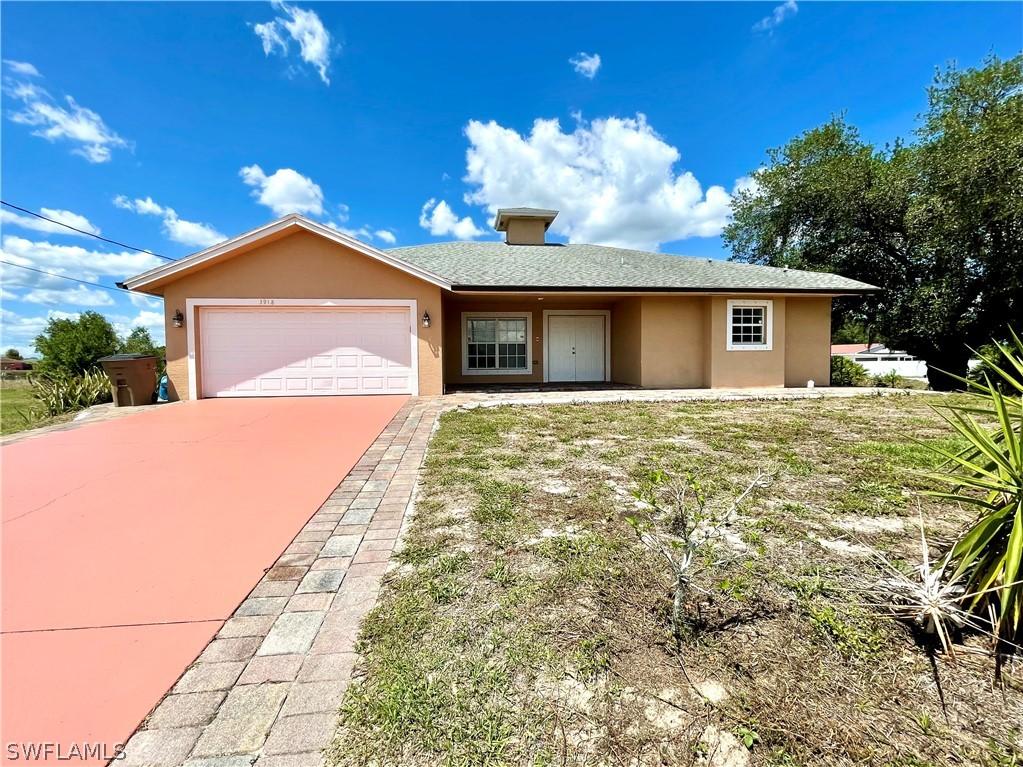 3918 8th St., Lehigh Acres, FL 33976
